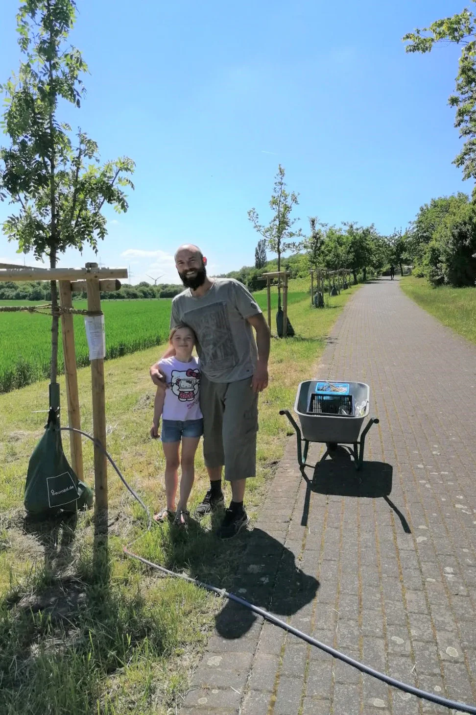 Unsere Baumpaten Thomas und Luci aus dem Garten 38